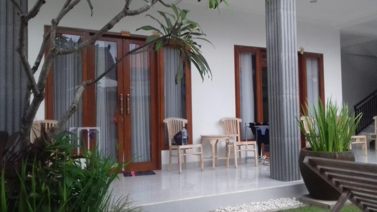 Sanata Yoga Guesthouse Canggu  Luaran gambar